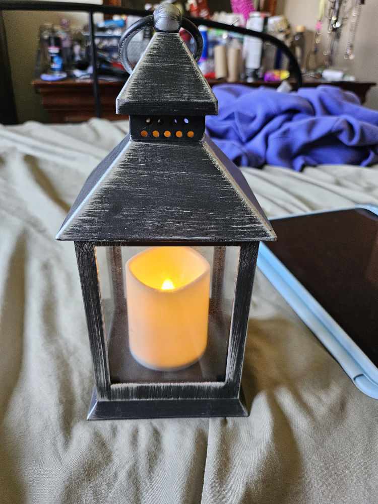 Battery operated lantern - photo 2