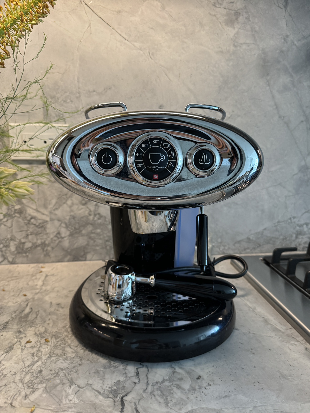 Illy - espresso machine