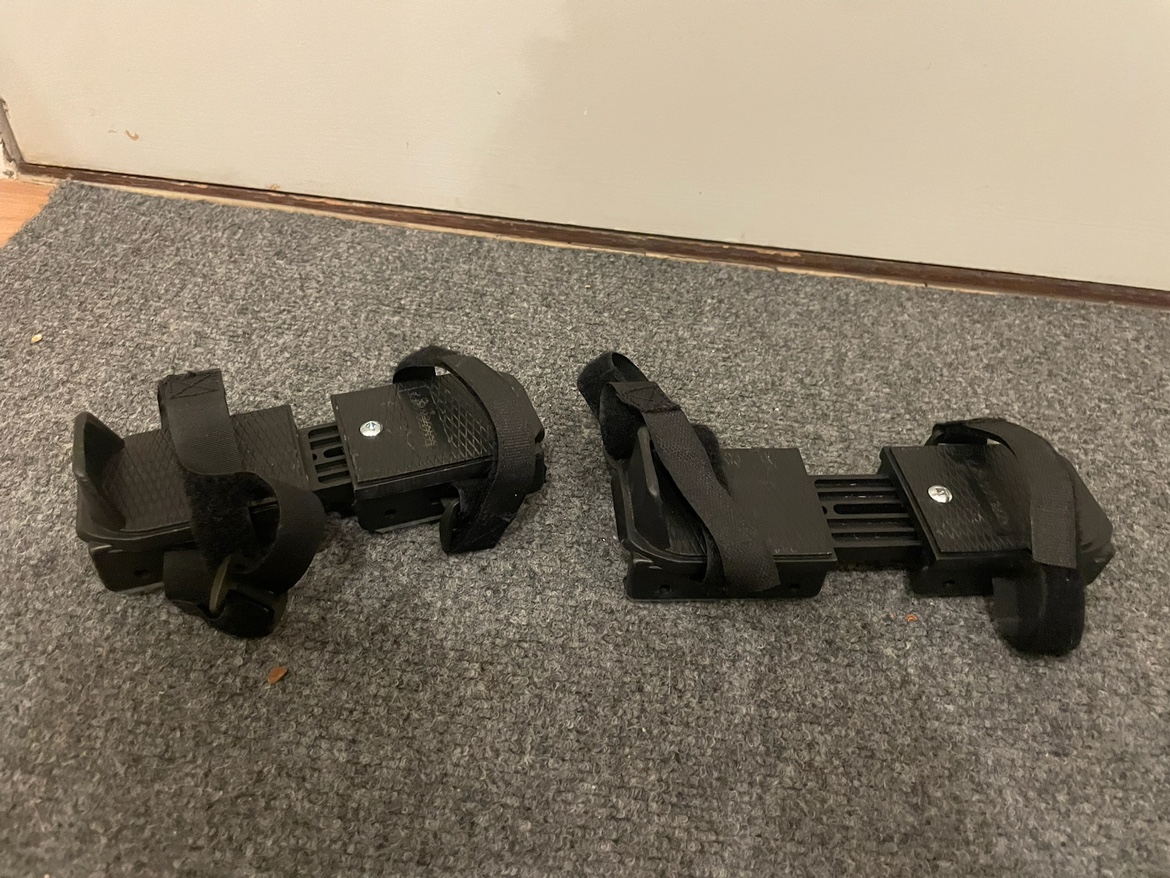 Winter boots and ice skate shoe attachments toddler - photo 4