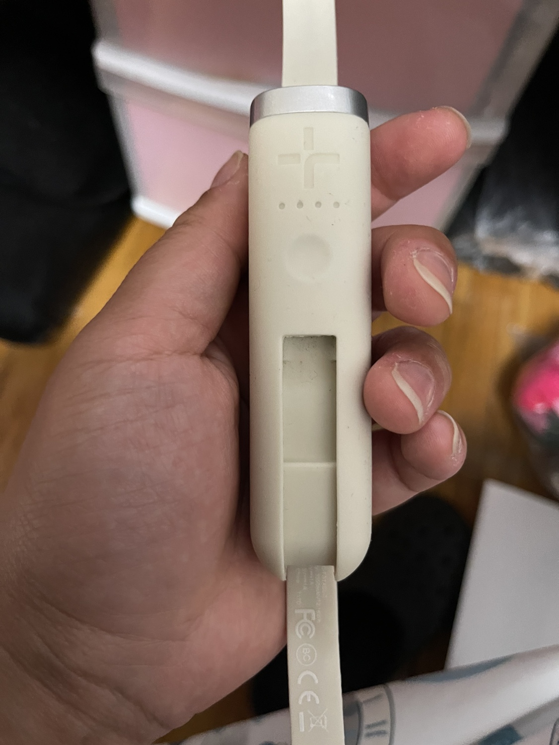 TYLT Flipswitch Powerbank image indicator(2)