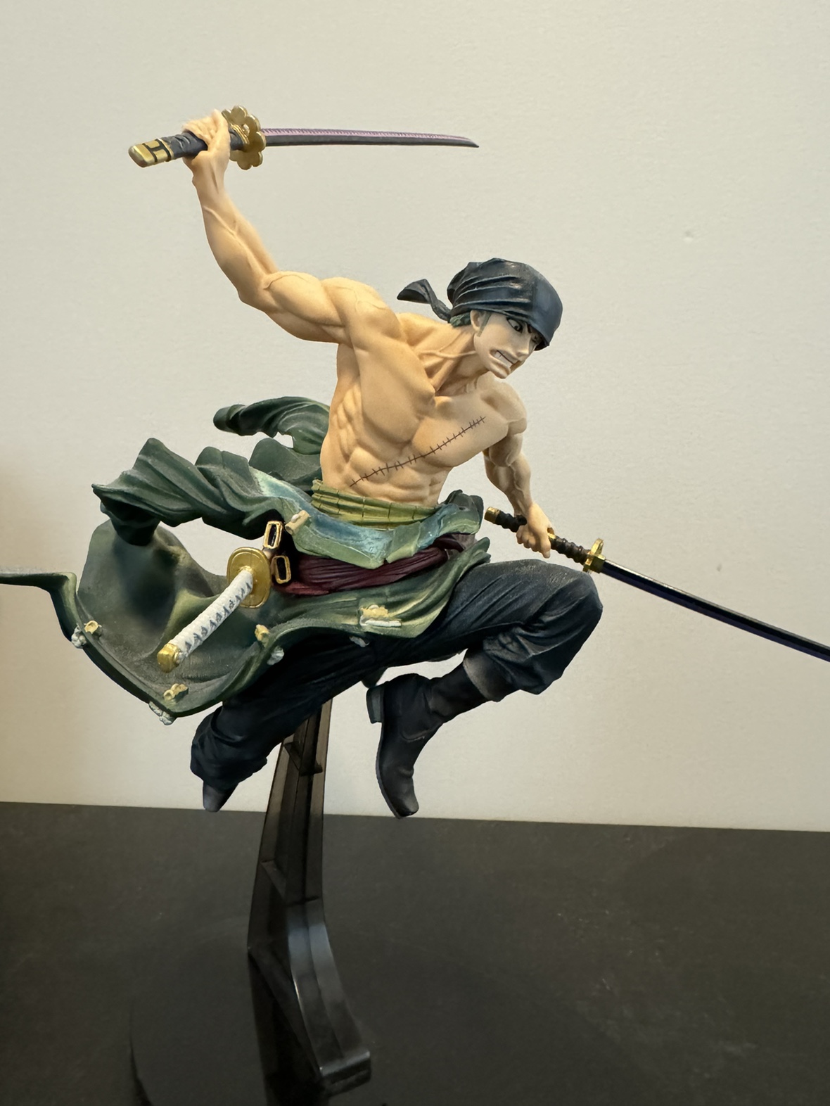 Zoro Figurine - One Piece Anime/Manga