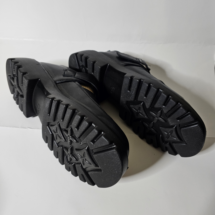 pleather sandals size 8 - photo 5