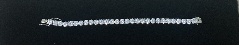 Cubic zirconium diamond bracelet – new
