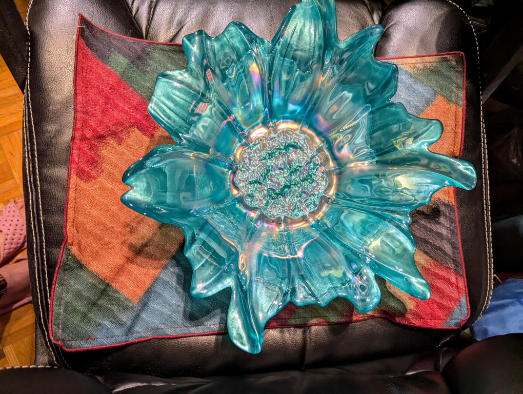 One of a kind Decorative Blue Glass Vase image indicator(4)