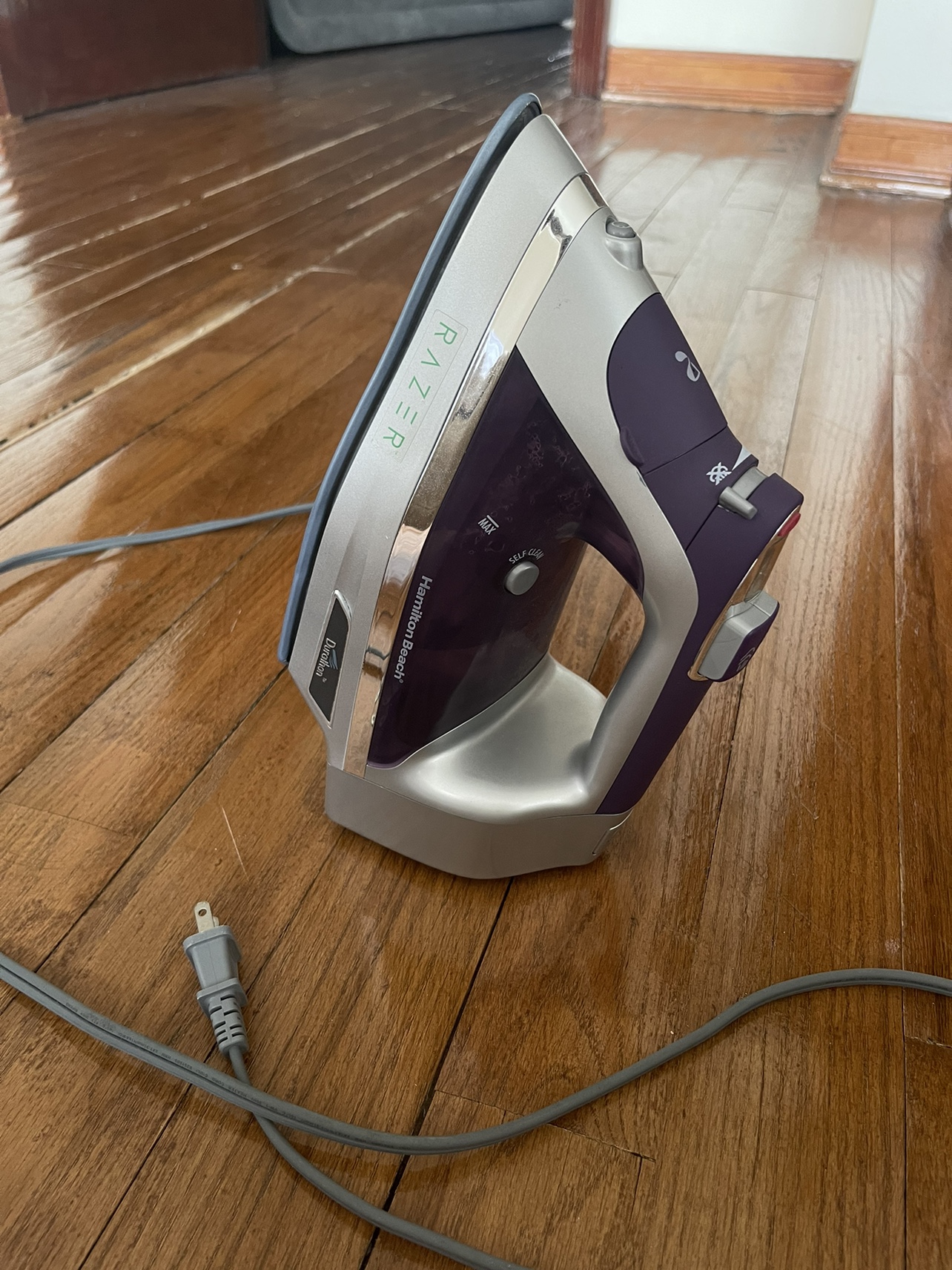 Steam iron - photo 2