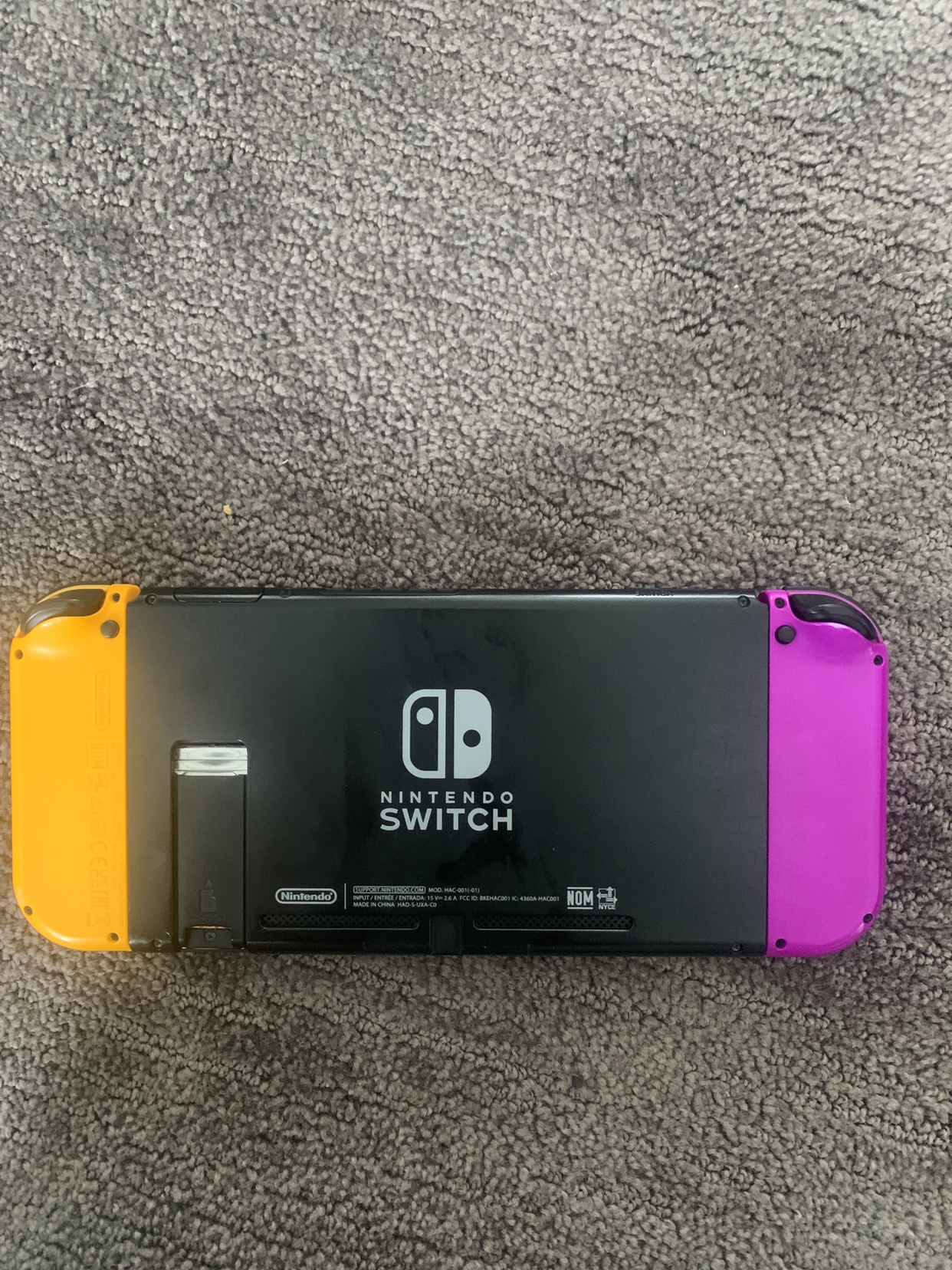 Nintendo switch package - photo 3