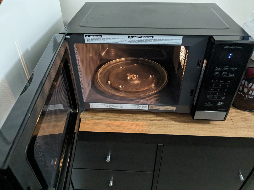 microwave - photo 2