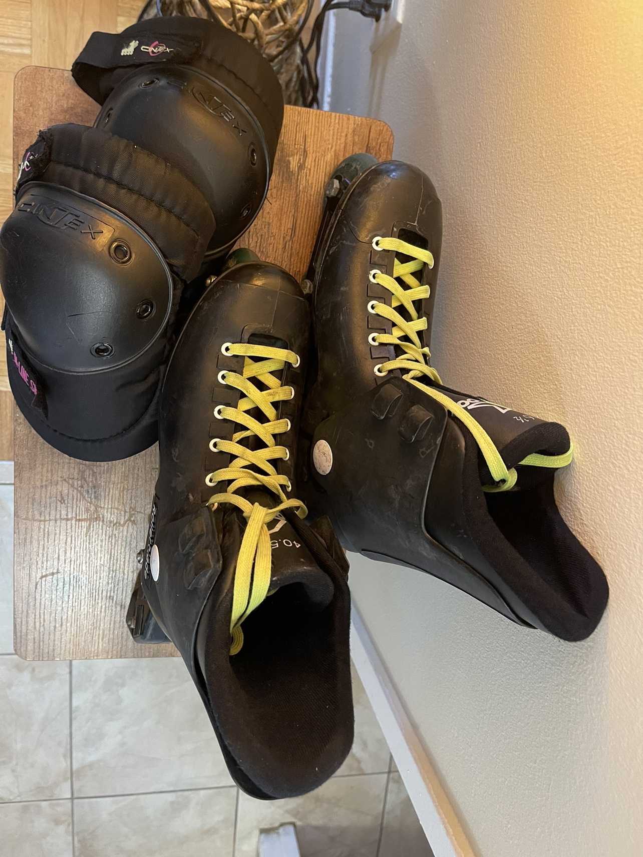 Women’s Rollerblade image indicator(2)