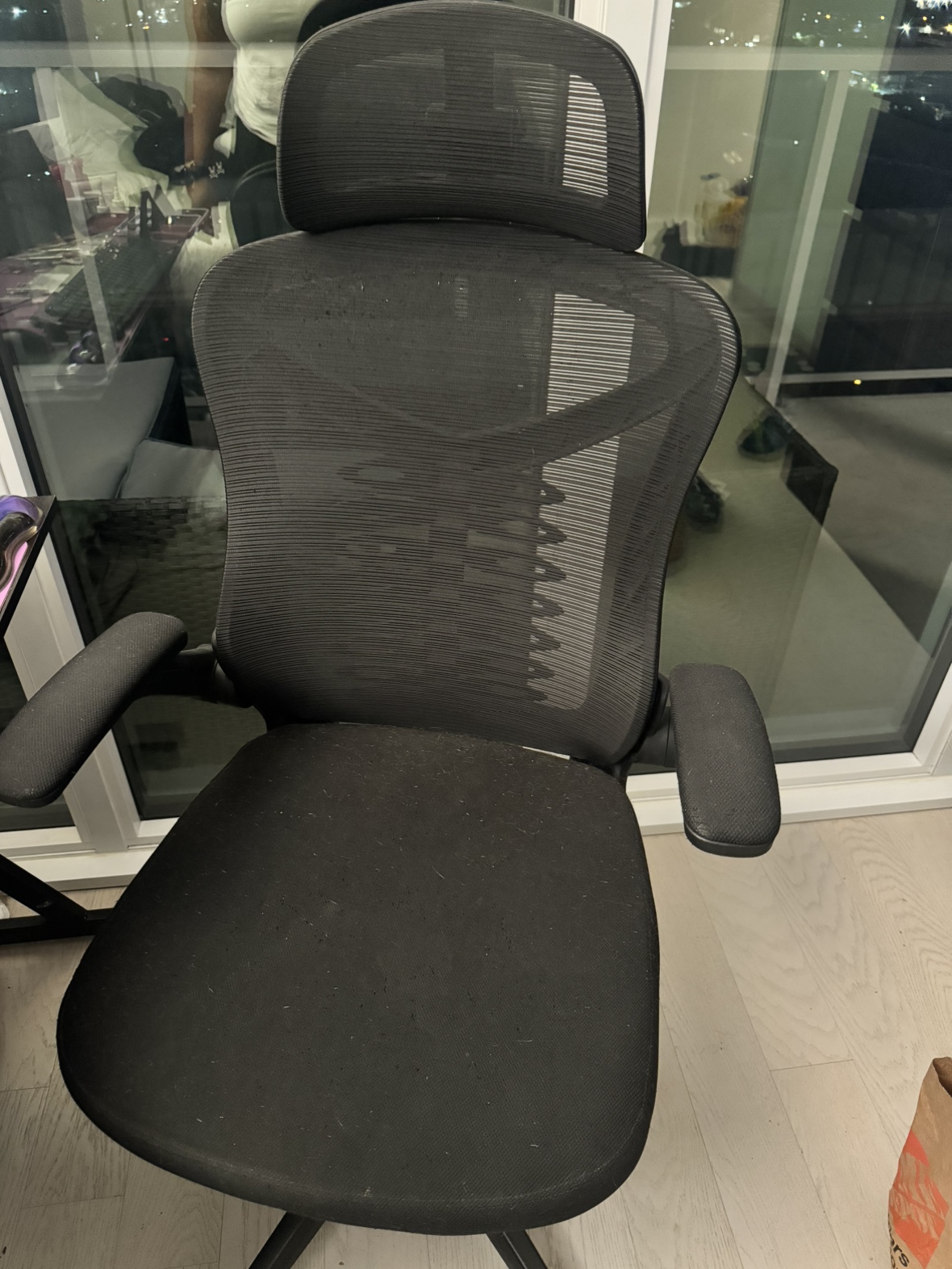 Ergonomic office chair