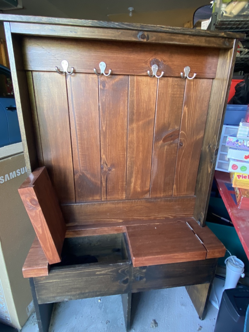 Small foyer locker/cubby - photo 2
