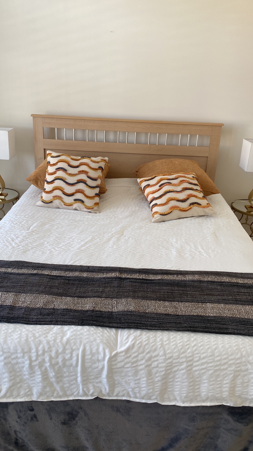 Queen bed set