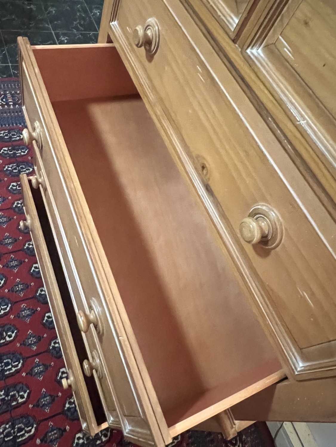 Broyhill Real Wood 5 Drawers Dresser - Delivery Available - photo 5