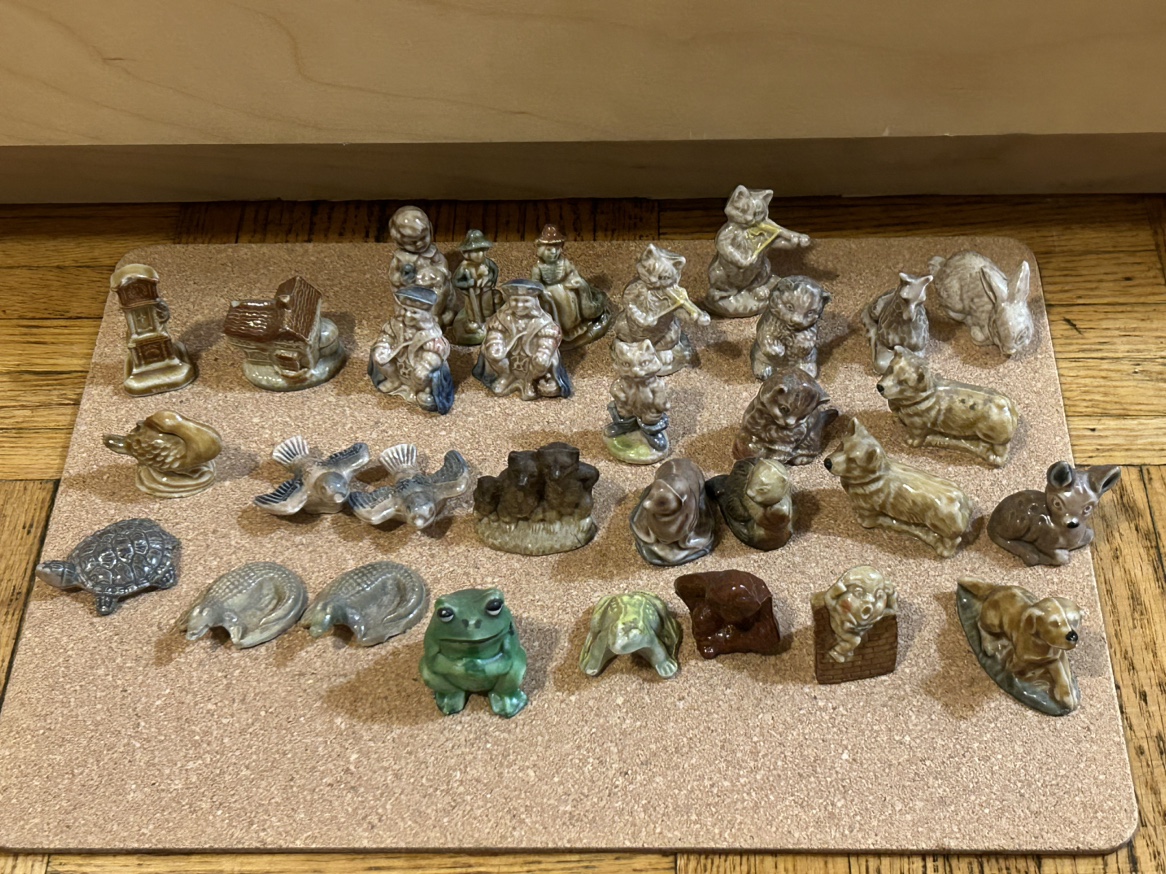 Tiny ceramics figurines selling all of it,