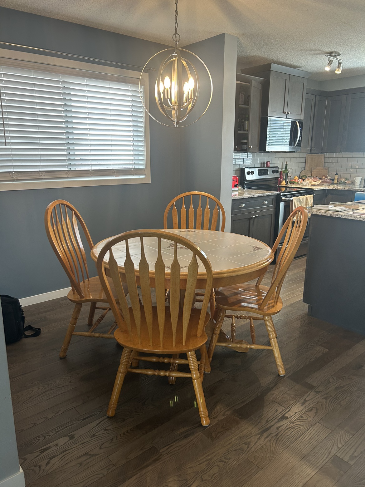 Solid Oak Dining Table with 4 Chairs - photo 5
