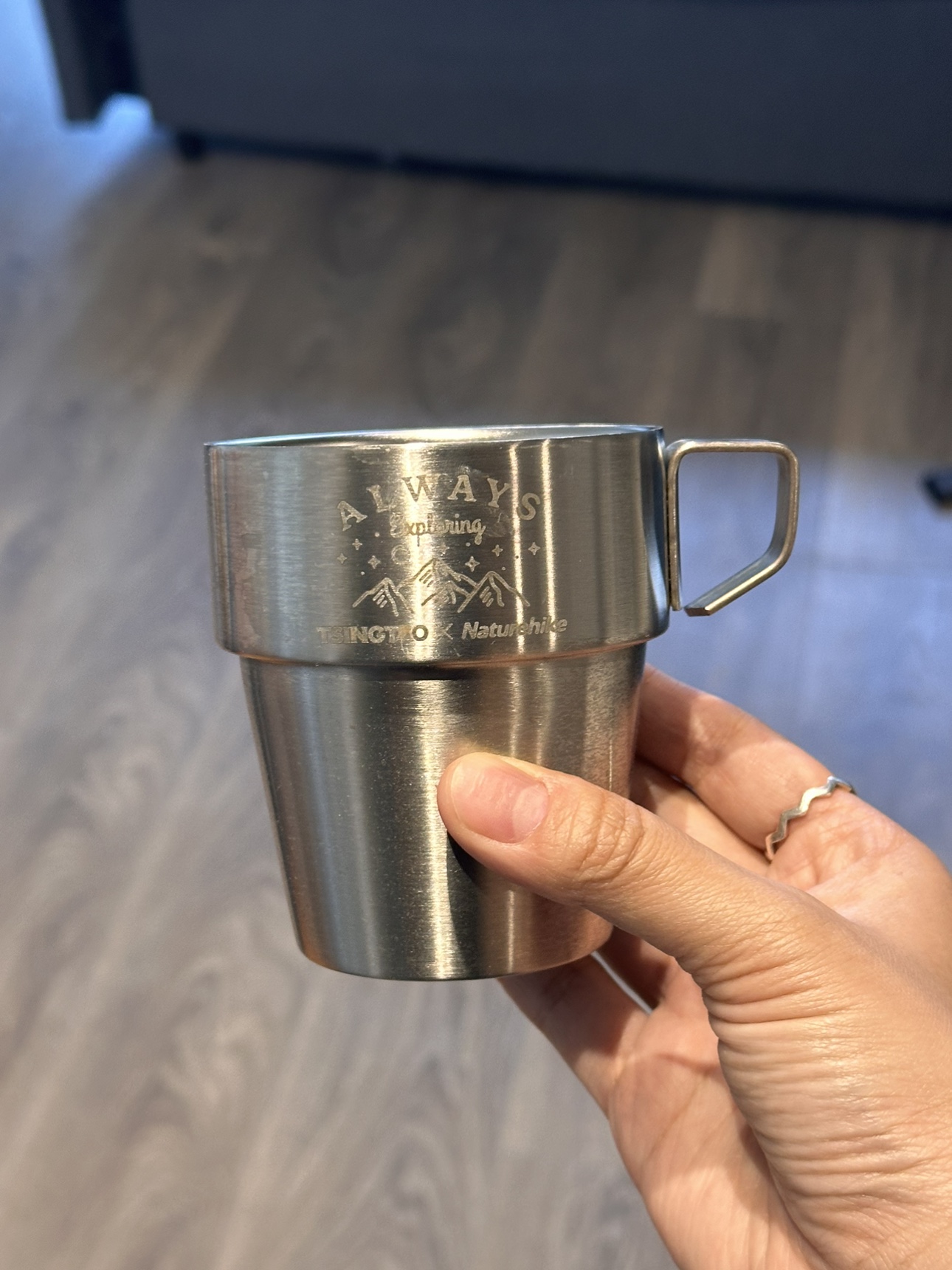 Camping cup with holder image indicator(2)