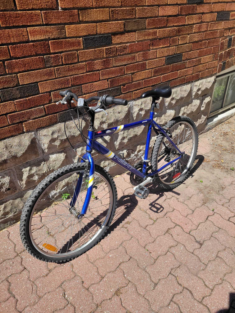 26 inch  bicycle  18 speed good condition. image indicator(4)