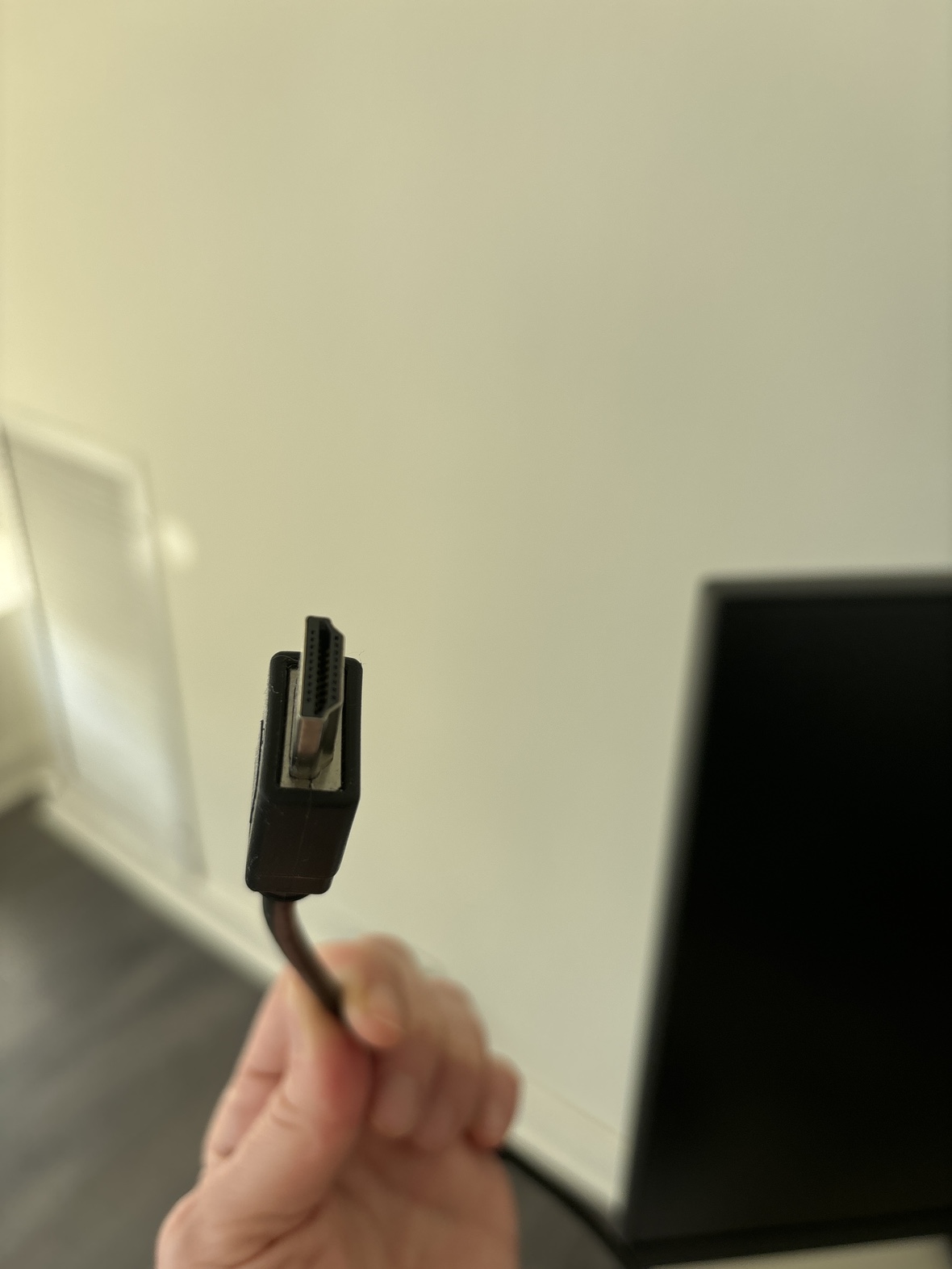 LG FHD monitor (27”) - photo 3