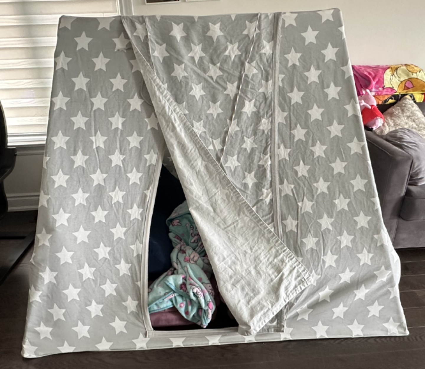 Coco Village - kids grey and white star tent🧡 image indicator(2)