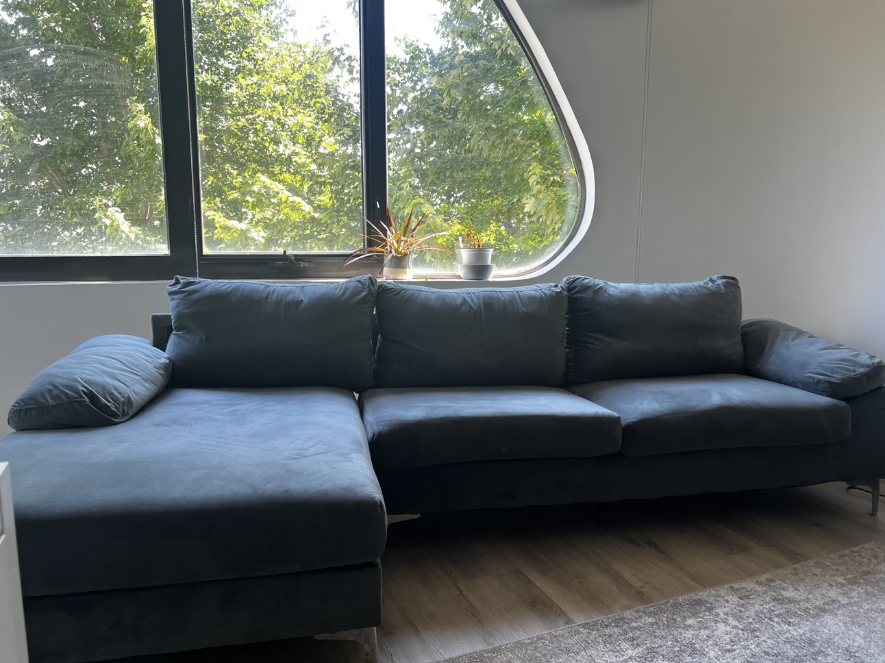 Sectional - photo 5