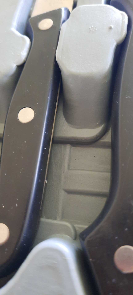 Gourmet Traditions steak and knife set image indicator(3)