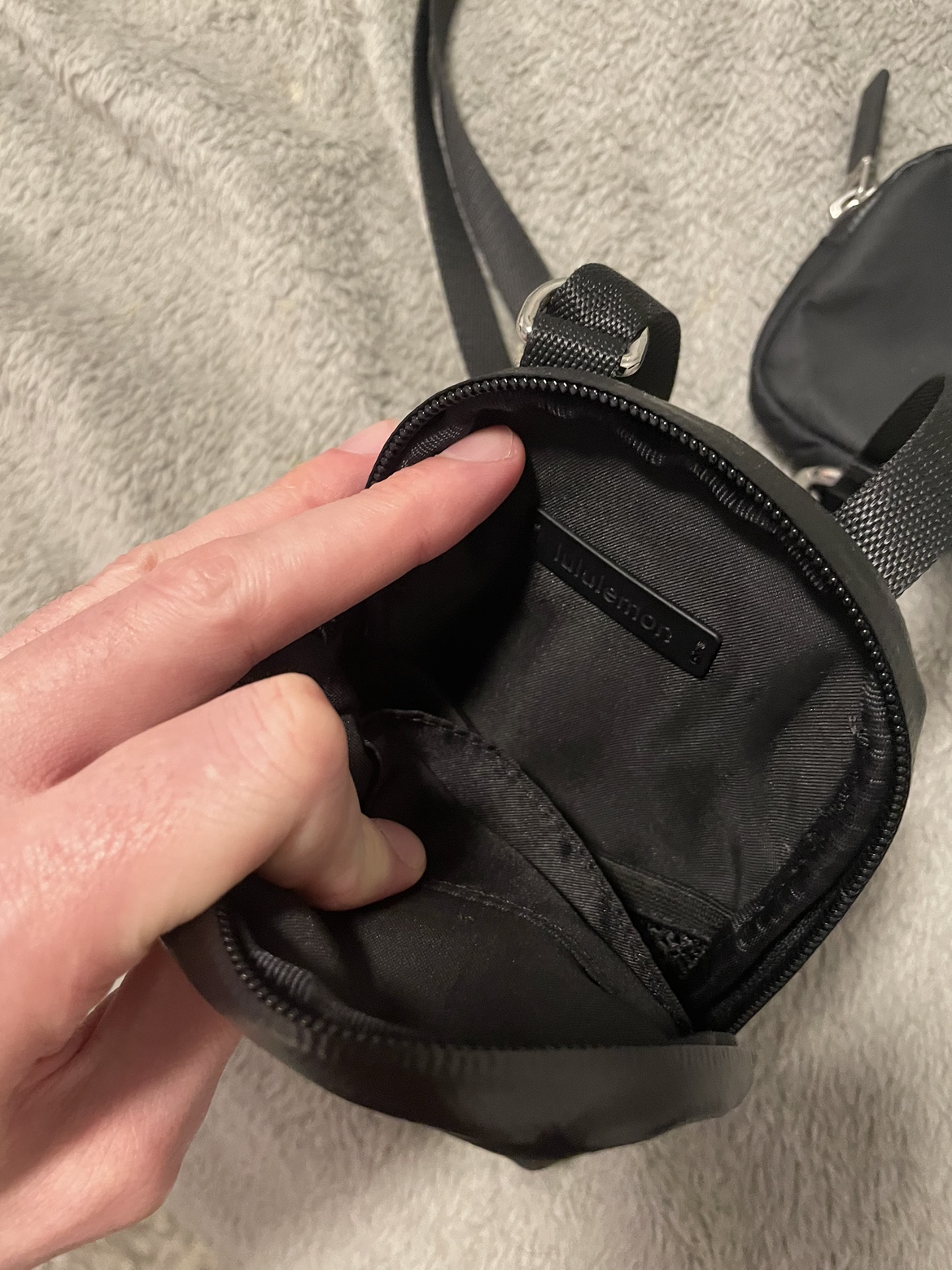 Lululemon bag - photo 3