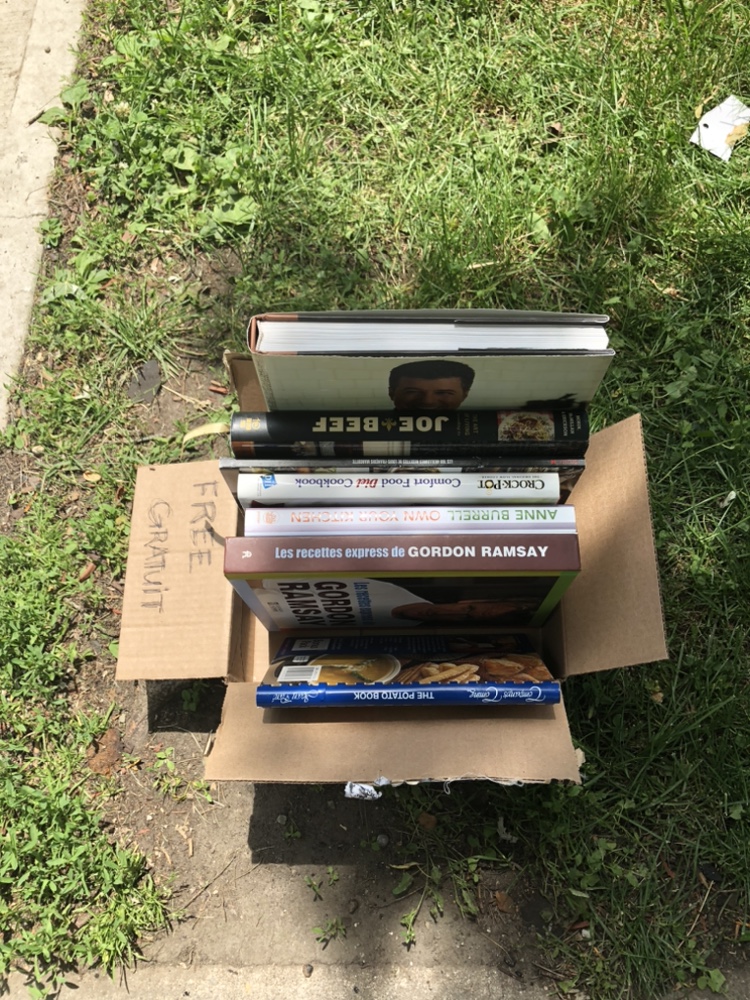 Curb Alert : Cook Books #freecylce - photo 3