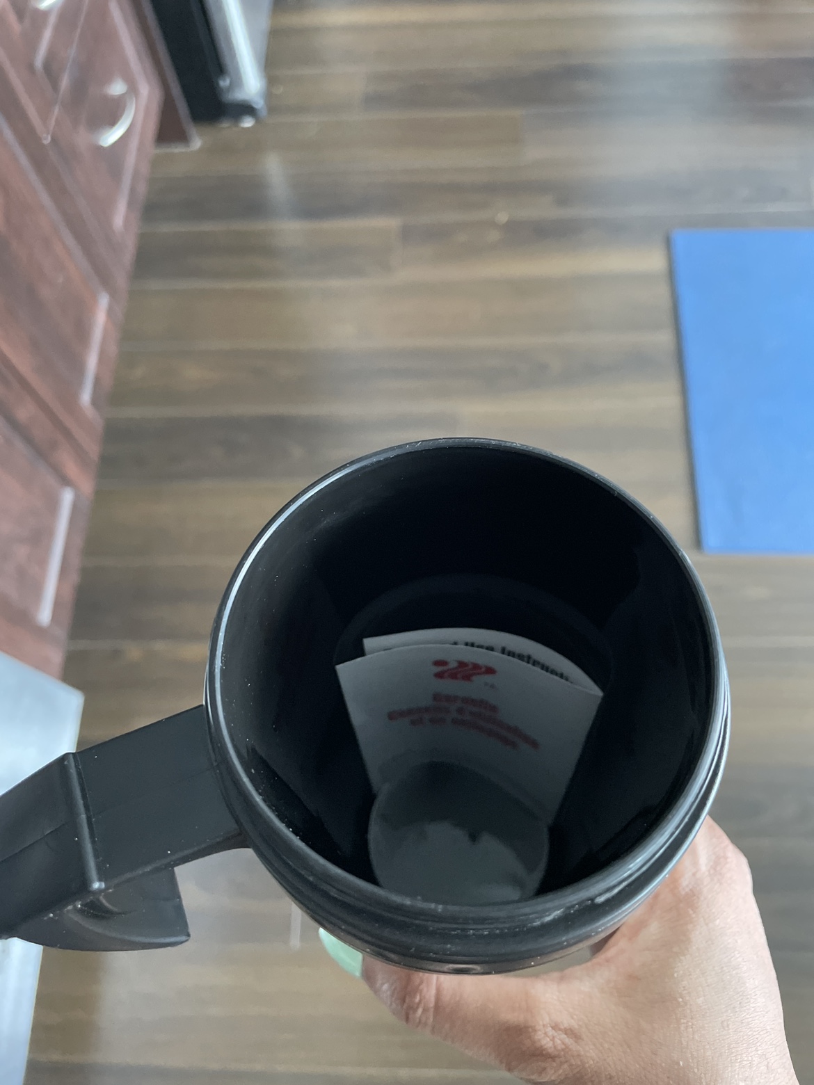 Free travel mug - brand new - photo 2