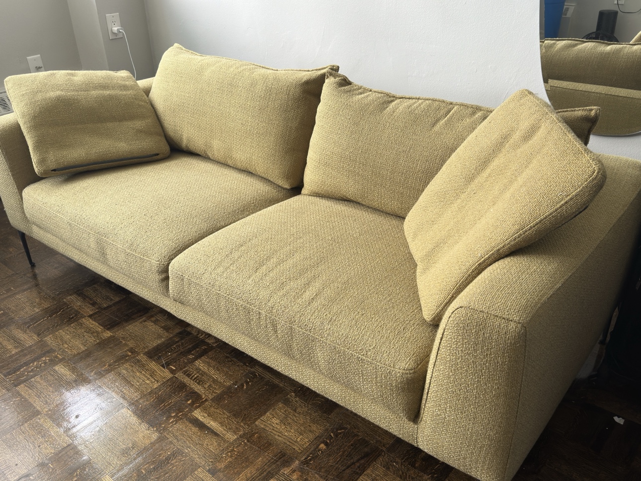 Sofa (Must be collected by July 1st!)