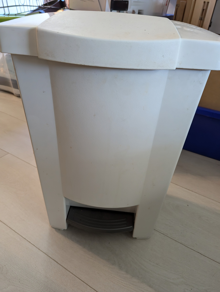 Trash Can thumbnail