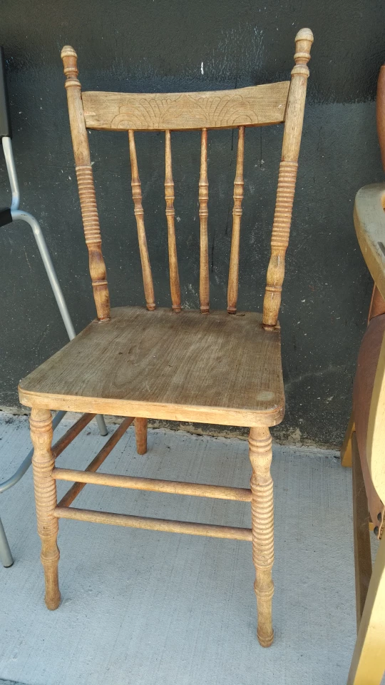 three chairs - photo 5