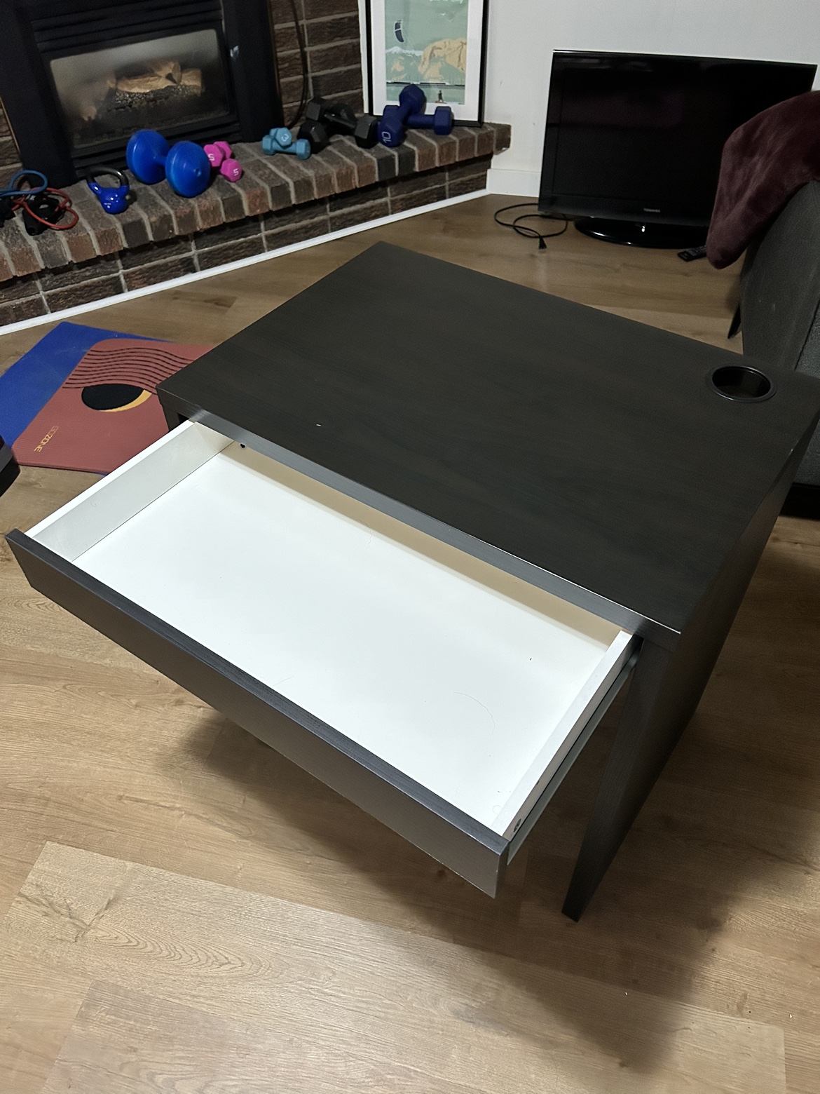 IKEA MICKE Desk - photo 3