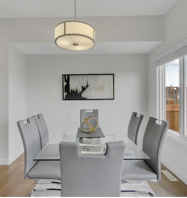 Dinning table with 6 chairs