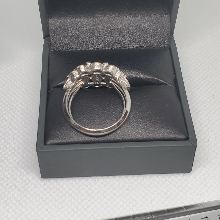 #33 Vtg. 2pcs Gold & silver ring image indicator(2)