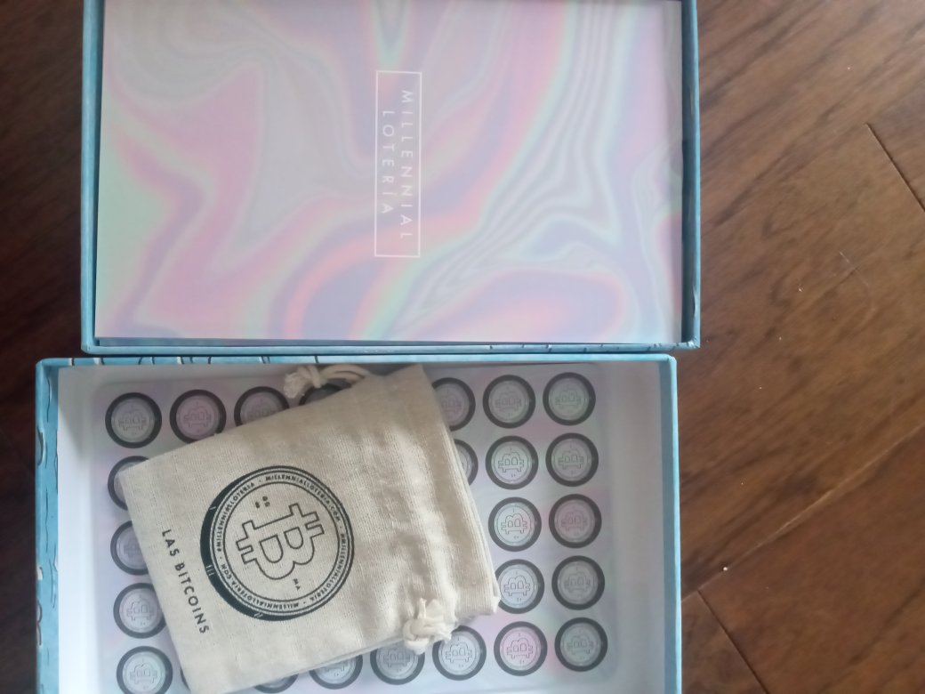 Brand New Millennial Lotería and  Expansion Pack - photo 3