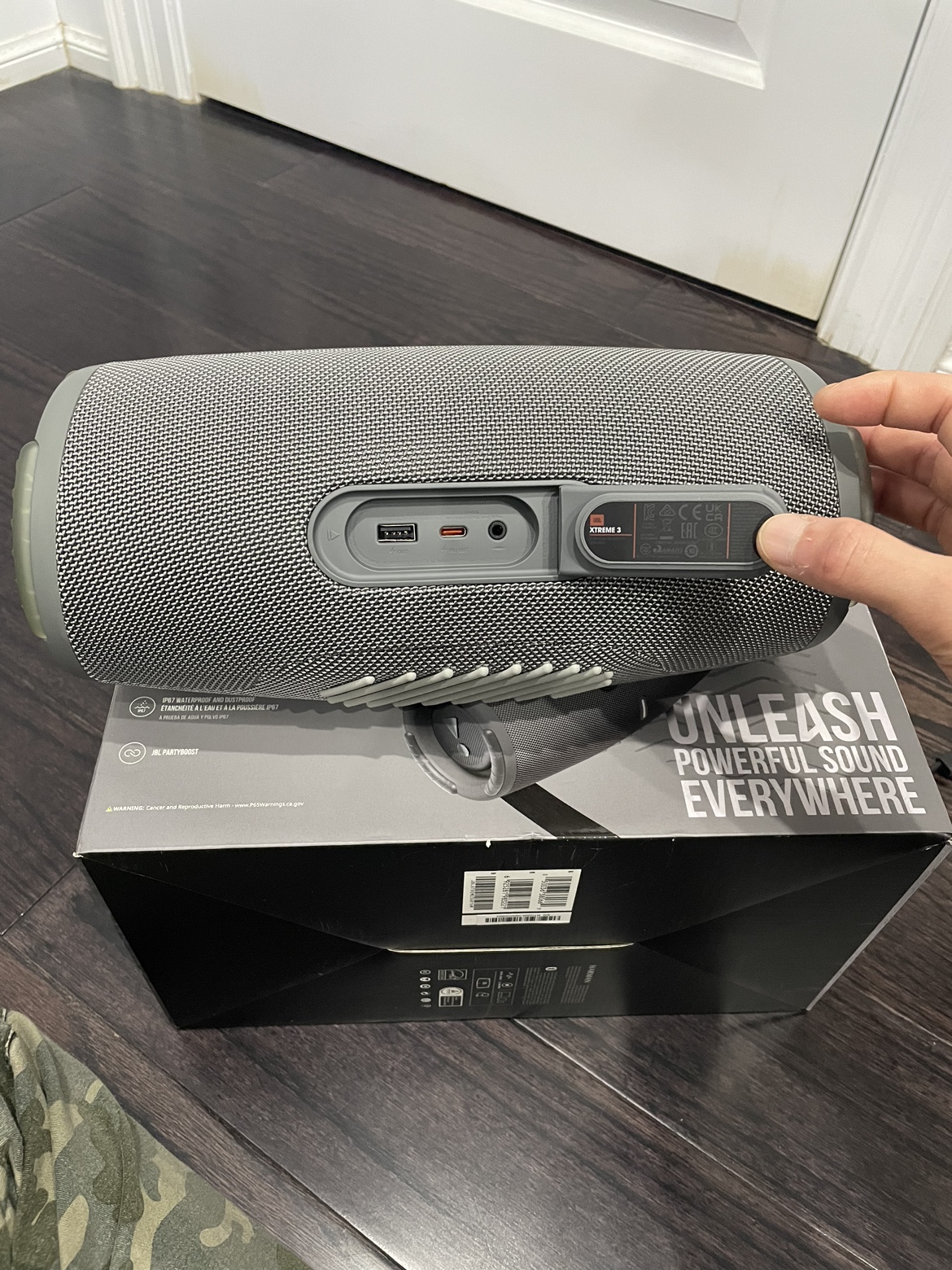 Like new JBL XTREME 3 All box set image indicator(4)