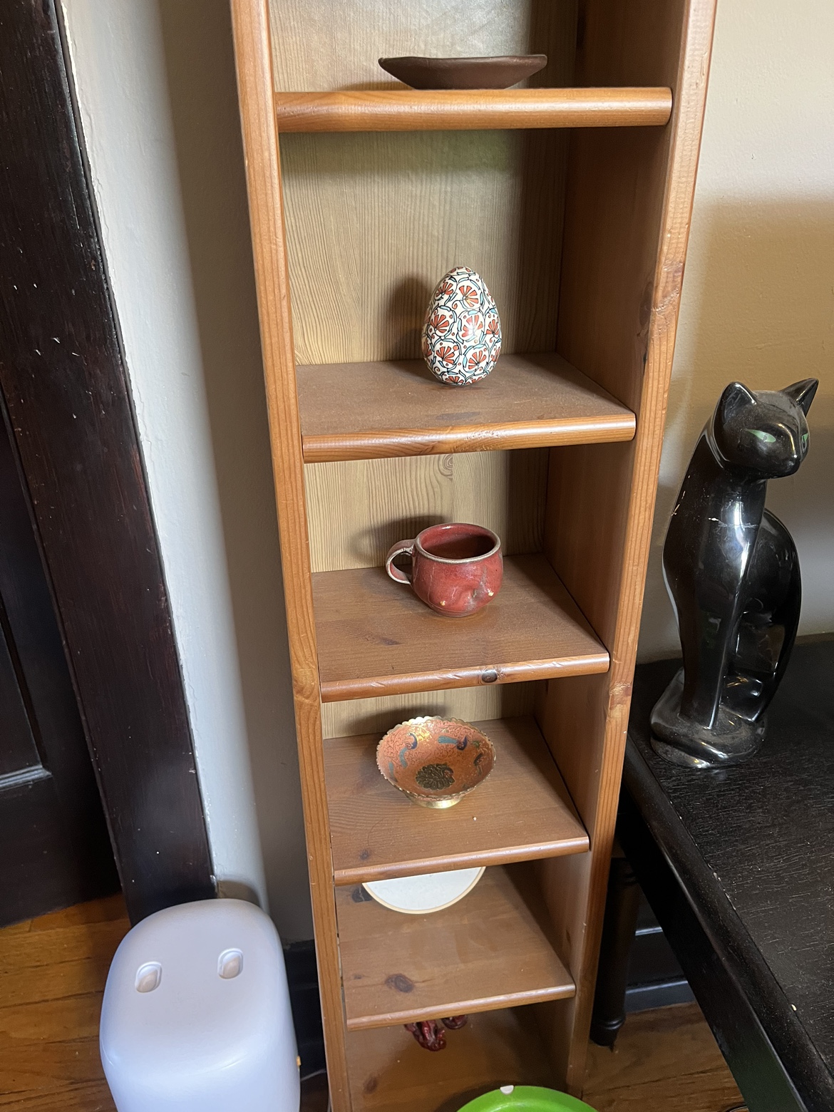 Tall wooden bookshelf - photo 3