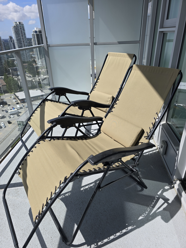 Zero Gravity Chair