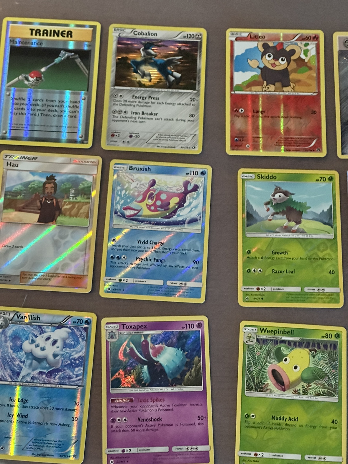 Bundle of more than 350 Pokemon cards with 6 vintage cards image indicator(7)