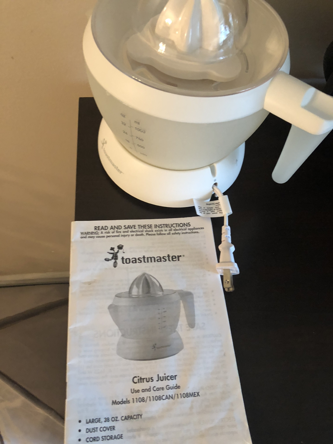 Toastmaster Citrus Juicer with Pulp Adjuster - photo 3