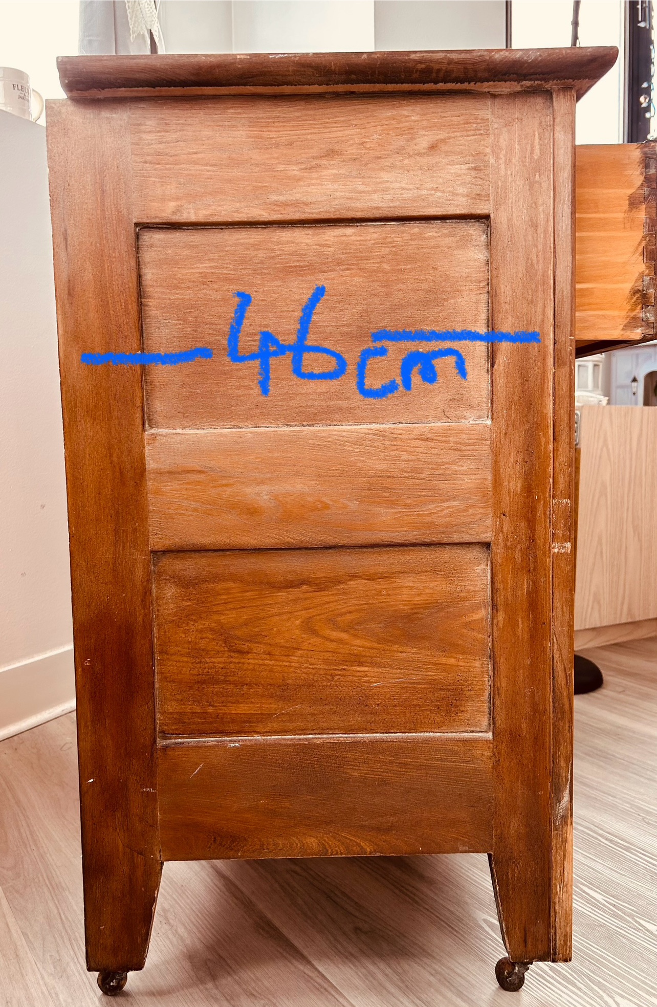 Wooden dresser 3 drawer. - photo 2