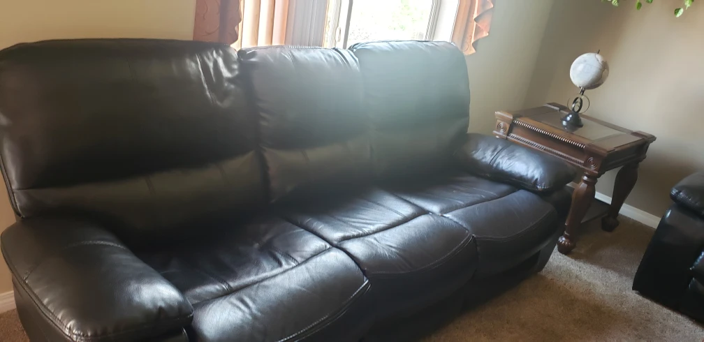 Reclining Sofa set on sale. - photo 2