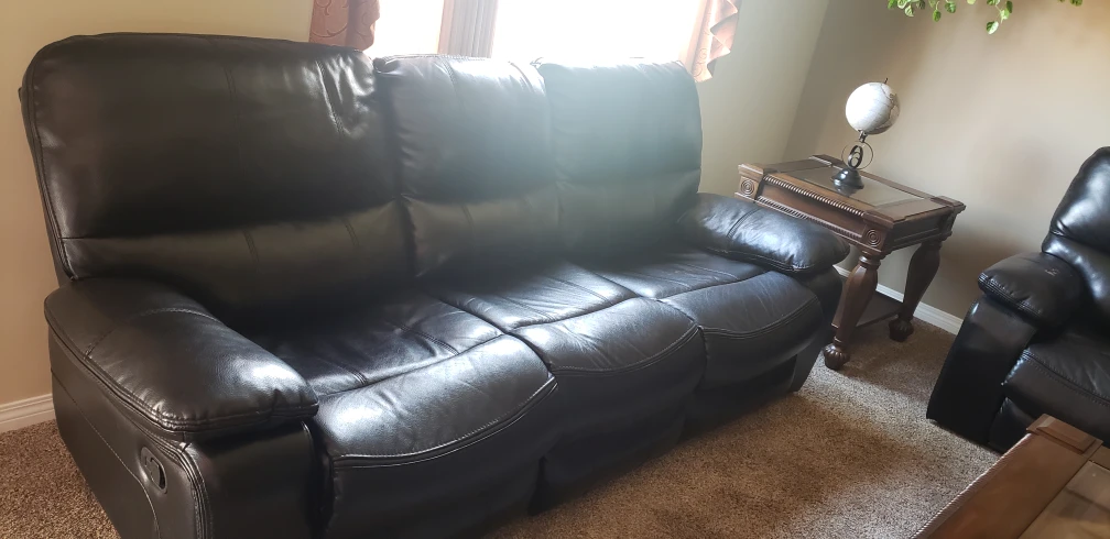 Reclining Sofa set on sale. - photo 3