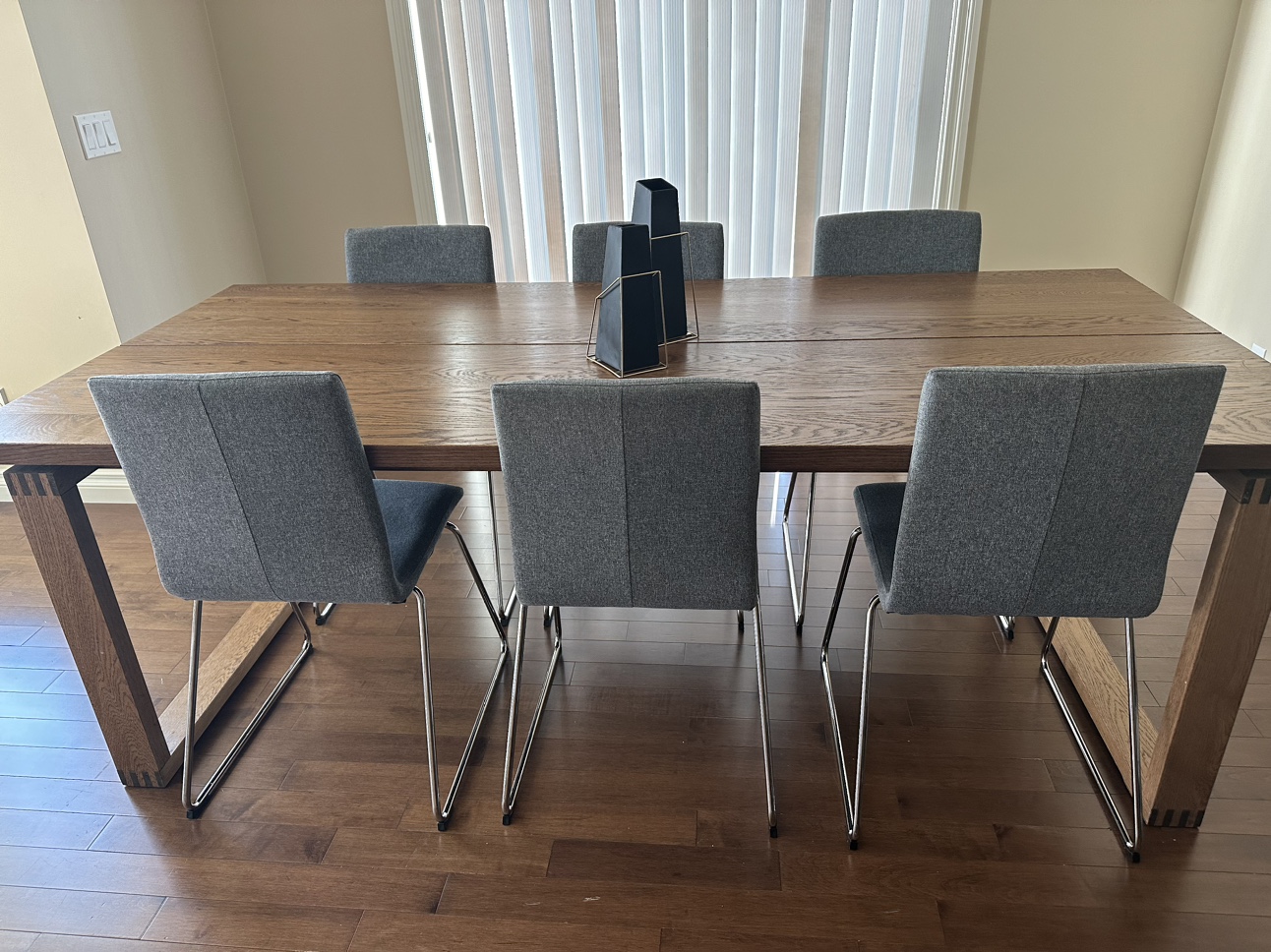 Dining Table with Six Chairs - Moving Sale - photo 2