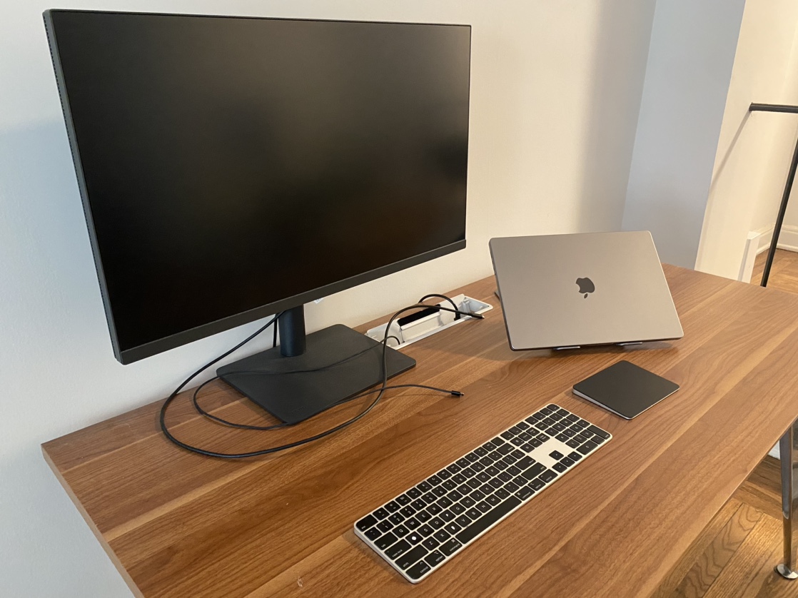 BenQ PD3250U Monitor - photo 4