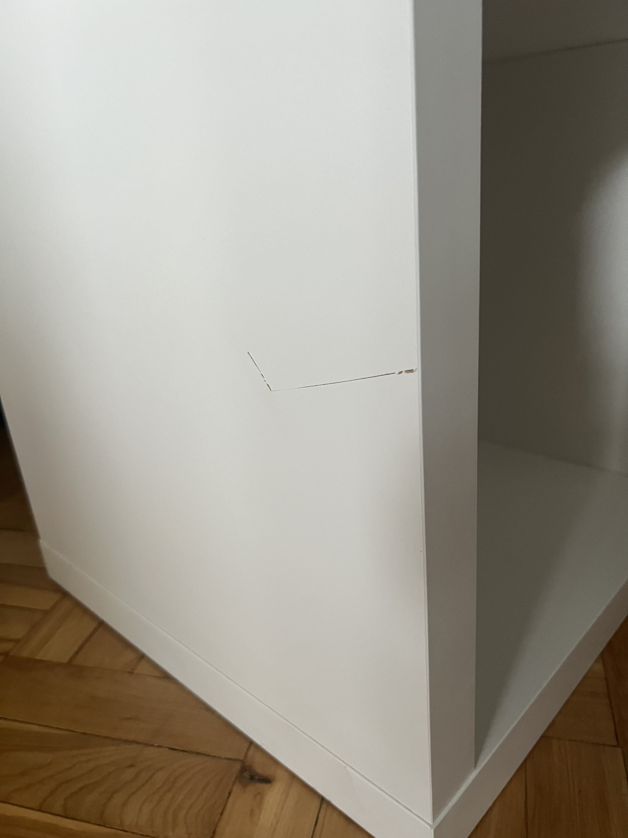 🔥Moving 2x4 IKEA Kallax shelf. Small scratch assembled - photo 3