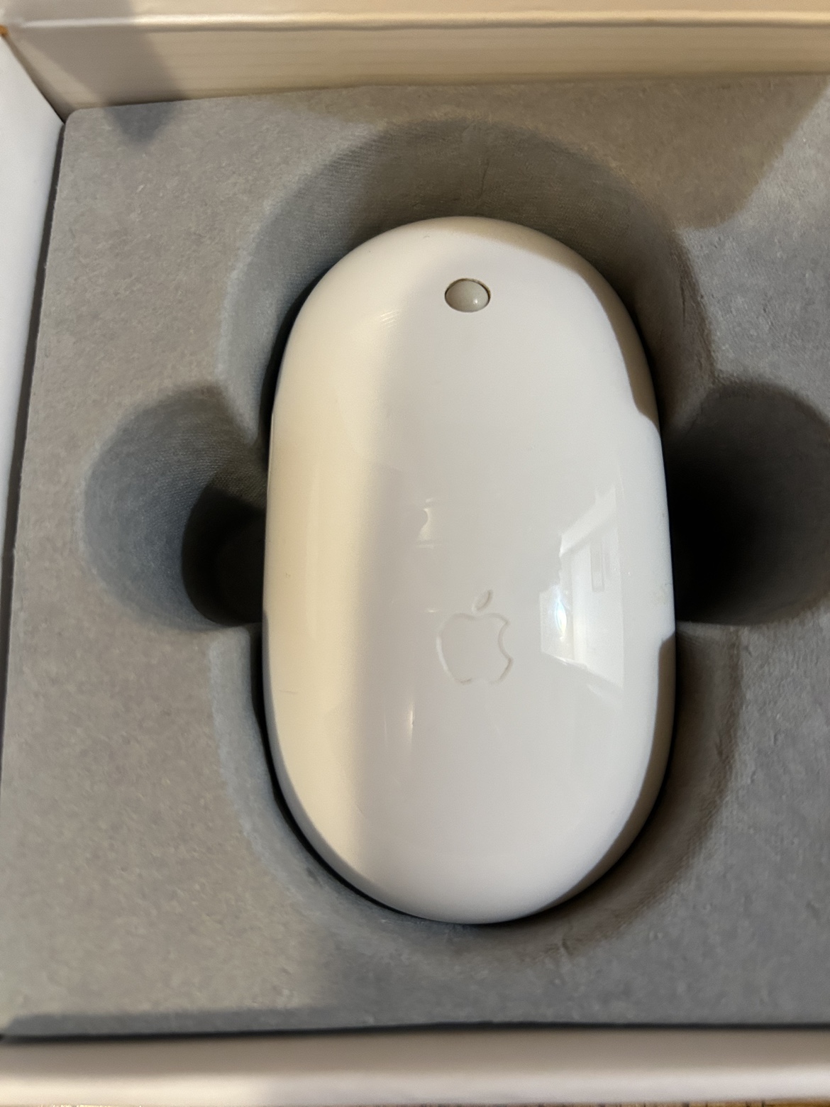 Apple Mighty Mouse Bluetooth wireless image indicator(3)