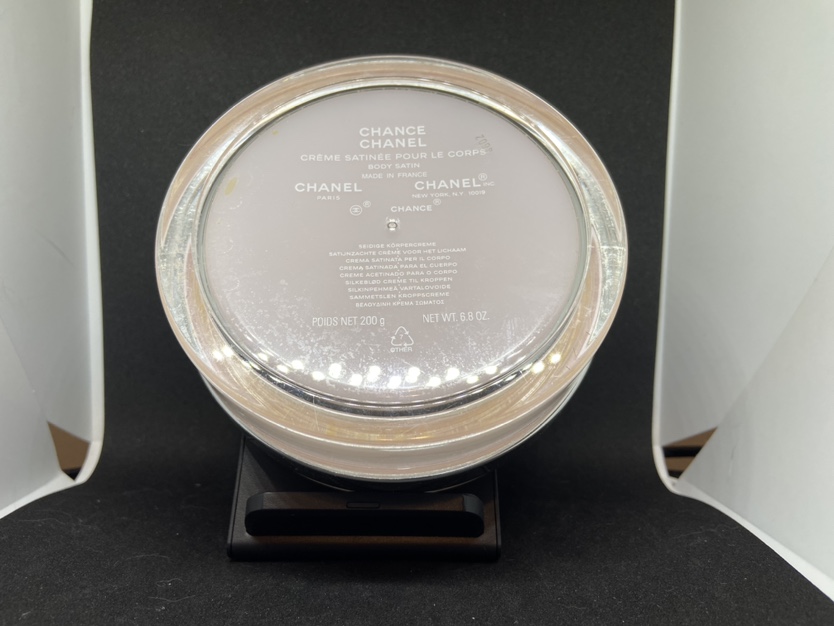 Cc Chanel makeup container image indicator(2)