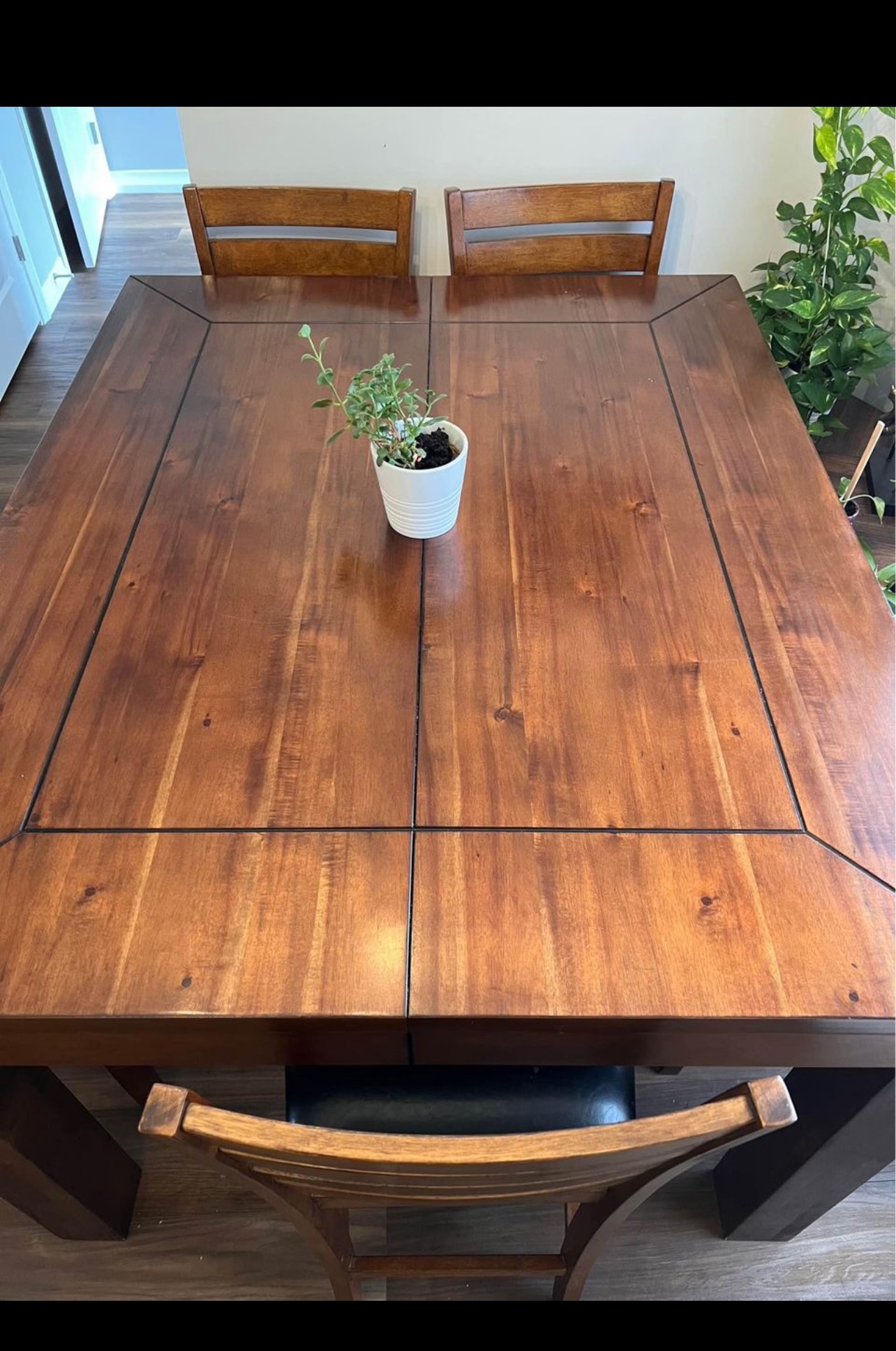 Premium Malaysian wood Dining table - photo 3
