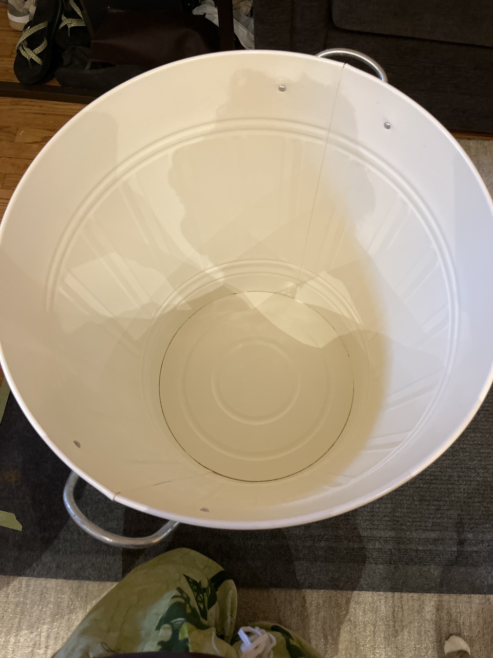 Large white hamper / waste basket - photo 3