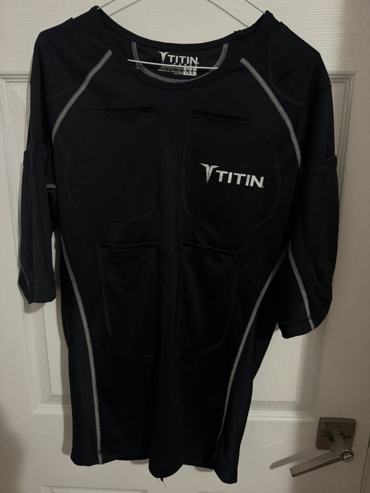 Titin Force Compression Shirt (XL) image indicator(2)
